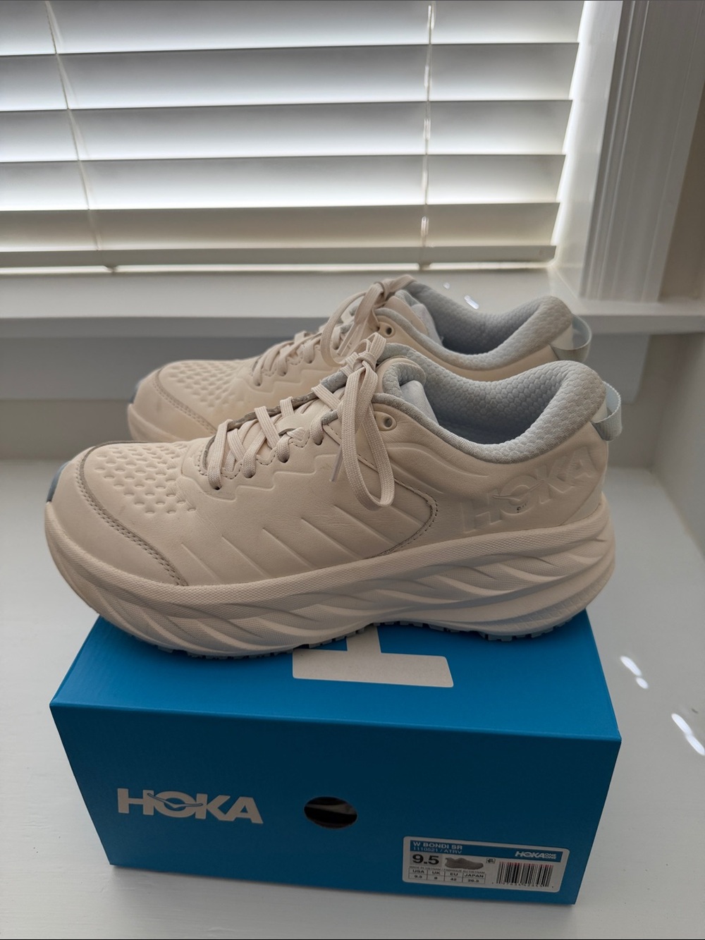 Hoka Bondi SR All Terrain Athletic Shoes - Picture 2 of 9